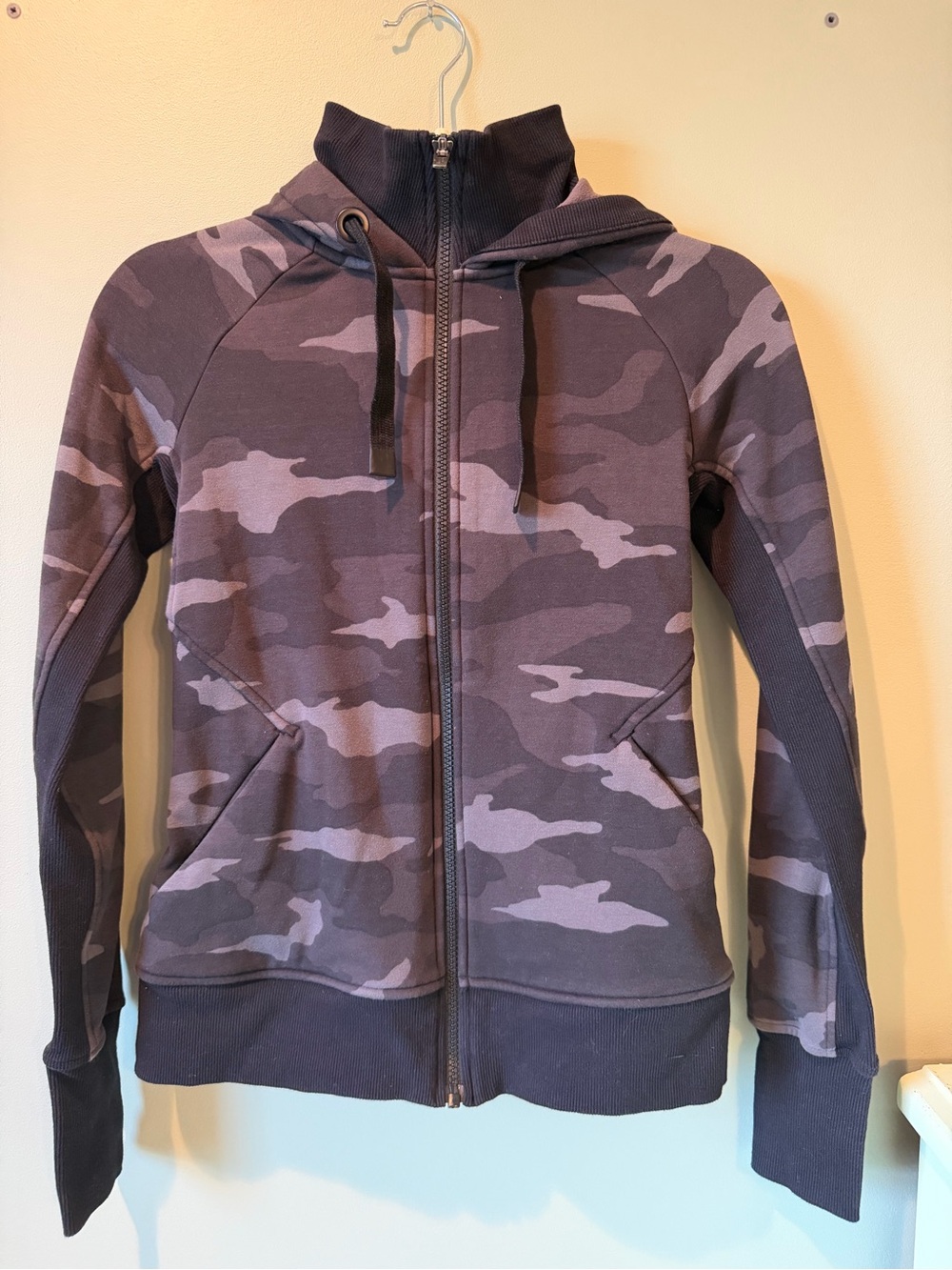 Athleta Women's Camo Zip-Up Hoodie in Black and Gray